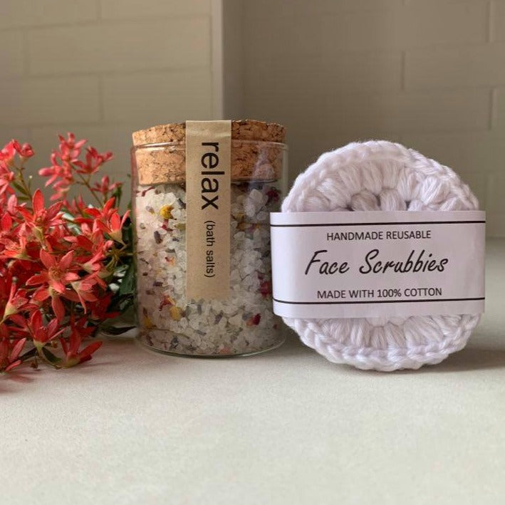 Christmas gifts - relax bath salts with face scrubbies