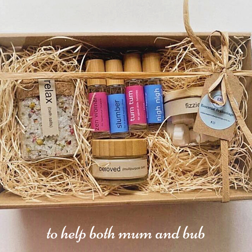 Essential Beginnings mum n baby gift box has everything required for mum and baby to get the best from life. Containing 4 roller blends, zen woman, slumber, tum tum, nigh nigh, bath salts or shower steamer, fizzies baby bombs and beloved balm, this is the perfect gift to help both mum and baby unwind at the end of the day.